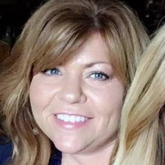 Meet your Posher, Karen - Picture 1 of 1